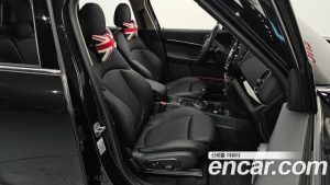 Mini Countryman CLASSIC Plus COMFORT PACK 2023 года из Южной Кореи