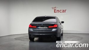 BMW 5-Series 520i Luxury 2023 года из Южной Кореи
