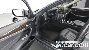 BMW 5-Series 520i Luxury 2023 года из Южной Кореи