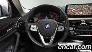 BMW 5-Series 520i Luxury 2023 года из Южной Кореи