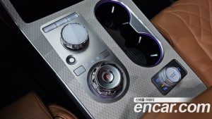 Genesis GV80 2.5T Бензин AWD 2024 года из Южной Кореи