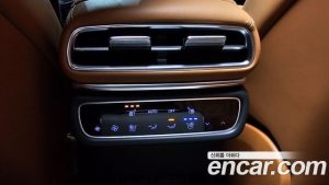 Genesis GV80 2.5T Бензин AWD 2024 года из Южной Кореи
