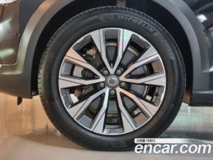 Volvo V90 B5 ULTIMATE AWD 2024 года из Южной Кореи