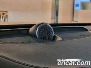 Volvo V90 B5 ULTIMATE AWD 2024 года из Южной Кореи