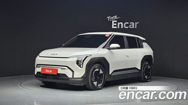 Kia EV3 Standard 2WD 2025 года из Кореи