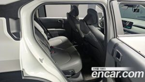 Kia EV3 Standard 2WD 2025 года из Южной Кореи