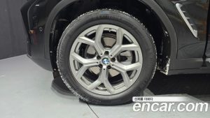 BMW X4 xDrive20i xLine 2024 года из Южной Кореи