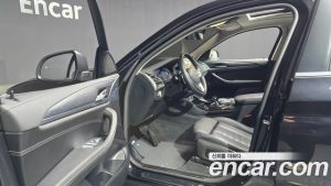 BMW X4 xDrive20i xLine 2024 года из Южной Кореи