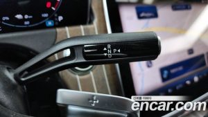 Mercedes-Benz E-Class E350e 4MATIC 2025 года из Южной Кореи