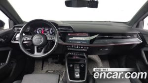 Audi A3 40 TFSI Premium 2023 года из Южной Кореи