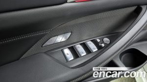 BMW 4-Series 420i M Sport Cabriolet 2025 года из Южной Кореи