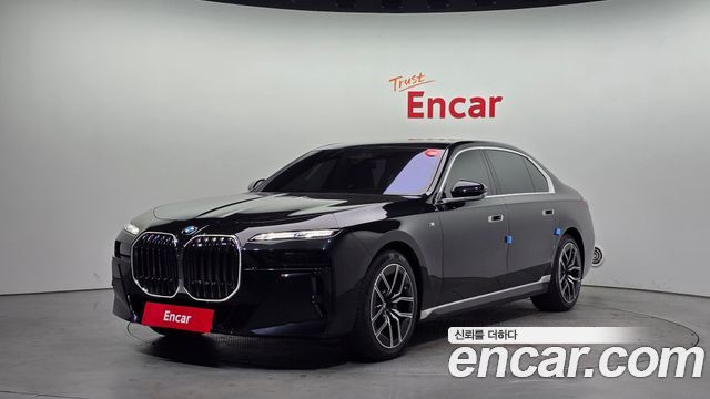 BMW 7-Series 740i xDrive M Sport 2024 года из Кореи