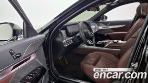 BMW 7-Series 740i xDrive M Sport 2024 года из Южной Кореи