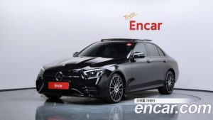 Mercedes-Benz E-Class E350 4MATIC AMG Line 2023 года из Южной Кореи