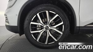 Renault-KoreaSamsung QM6 2.0 GDe RE Signature 2WD 2022 года из Южной Кореи