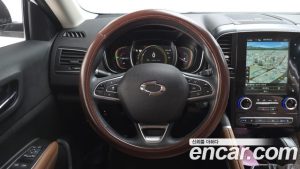 Renault-KoreaSamsung QM6 2.0 GDe RE Signature 2WD 2022 года из Южной Кореи