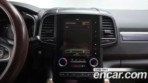 Renault-KoreaSamsung QM6 2.0 GDe RE Signature 2WD 2022 года из Южной Кореи