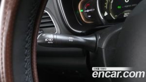 Renault-KoreaSamsung QM6 2.0 GDe RE Signature 2WD 2022 года из Южной Кореи