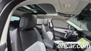 Land Rover Range Rover Velar 3.0 P400 R-Dynamic HSE 2025 года из Южной Кореи