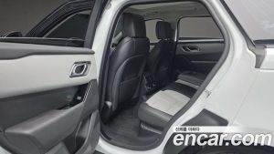 Land Rover Range Rover Velar 3.0 P400 R-Dynamic HSE 2025 года из Южной Кореи