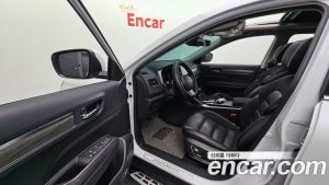 Renault-KoreaSamsung QM6 2.0 GDe Premiere 2WD 2024 года из Южной Кореи