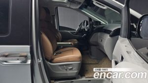 Hyundai Staria L3.5 Lounge 9-Seater 2025 года из Южной Кореи