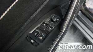 Volkswagen Jetta 1.5 TSI Premium 2023 года из Южной Кореи