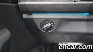 Volkswagen Jetta 1.5 TSI Premium 2023 года из Южной Кореи