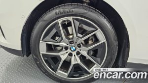 BMW 5-Series 530i xDrive 2024 года из Южной Кореи