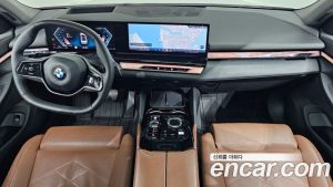BMW 5-Series 530i xDrive 2024 года из Южной Кореи