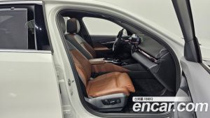 BMW 5-Series 530i xDrive 2024 года из Южной Кореи