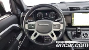 Land Rover Defender 110 D300 HSE 2023 года из Южной Кореи