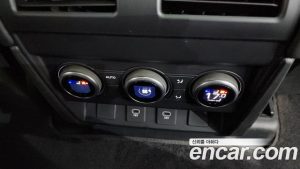 Land Rover Defender 110 D300 HSE 2023 года из Южной Кореи