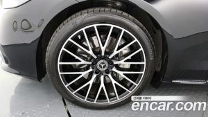 Mercedes-Benz S-Class S450 4MATIC 2025 года из Южной Кореи