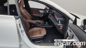 Mercedes-Benz CLA-Class CLA250 4MATIC 2023 года из Южной Кореи