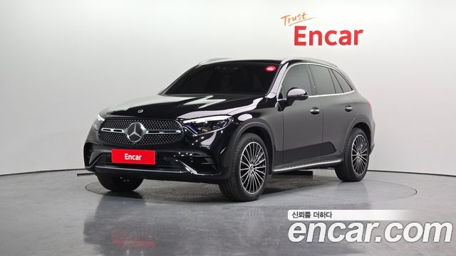 Mercedes-Benz GLC-Class GLC300 4MATIC AMG Line 2023 года из Кореи