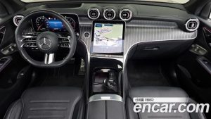 Mercedes-Benz GLC-Class GLC300 4MATIC AMG Line 2023 года из Южной Кореи