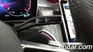 Mercedes-Benz GLC-Class GLC300 4MATIC AMG Line 2023 года из Южной Кореи