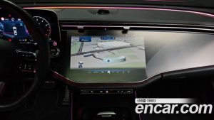 Mercedes-Benz E-Class E300 4MATIC AMG Line 2024 года из Южной Кореи