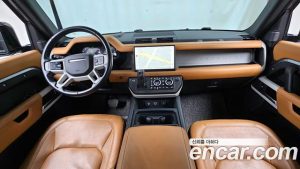 Land Rover Defender 110 D300 HSE 2023 года из Южной Кореи