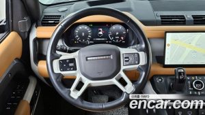 Land Rover Defender 110 D300 HSE 2023 года из Южной Кореи