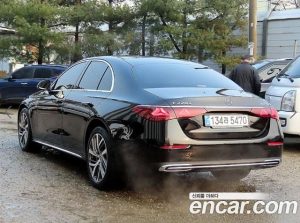 Mercedes-Benz E-Class E220d 4MATIC Exclusive 2025 года из Южной Кореи