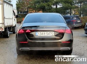 Mercedes-Benz E-Class E220d 4MATIC Exclusive 2025 года из Южной Кореи