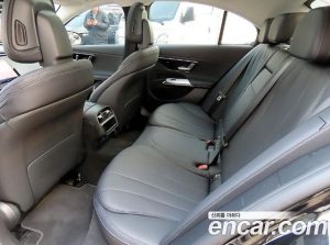 Mercedes-Benz E-Class E220d 4MATIC Exclusive 2025 года из Южной Кореи