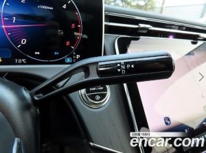 Mercedes-Benz E-Class E220d 4MATIC Exclusive 2025 года из Южной Кореи