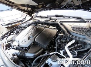 Mercedes-Benz E-Class E220d 4MATIC Exclusive 2025 года из Южной Кореи