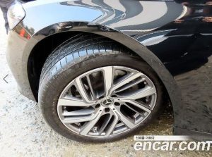 Mercedes-Benz E-Class E220d 4MATIC Exclusive 2025 года из Южной Кореи