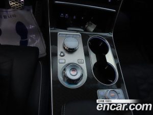 Genesis GV80 3.5T e-S/C Бензин AWD 2024 года из Южной Кореи