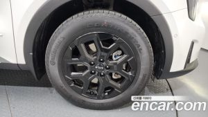 Kia Sorento HEV 1.6 2WD 2024 года из Южной Кореи