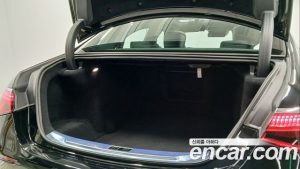 Mercedes-Benz S-Class S350 d 4MATIC 2025 года из Южной Кореи